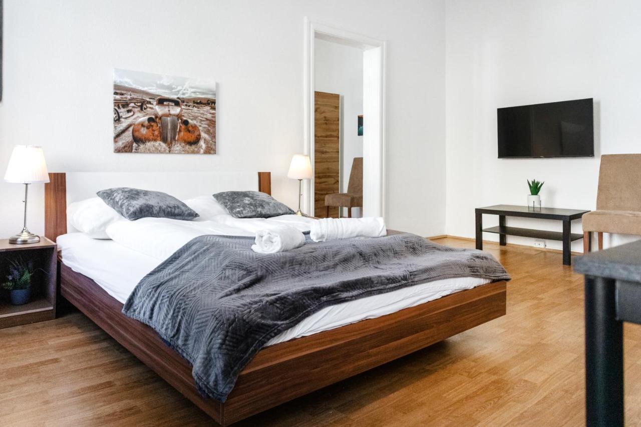 Beautiful 2Br Aptartment 12 Minutes To Downtown Виена Екстериор снимка
