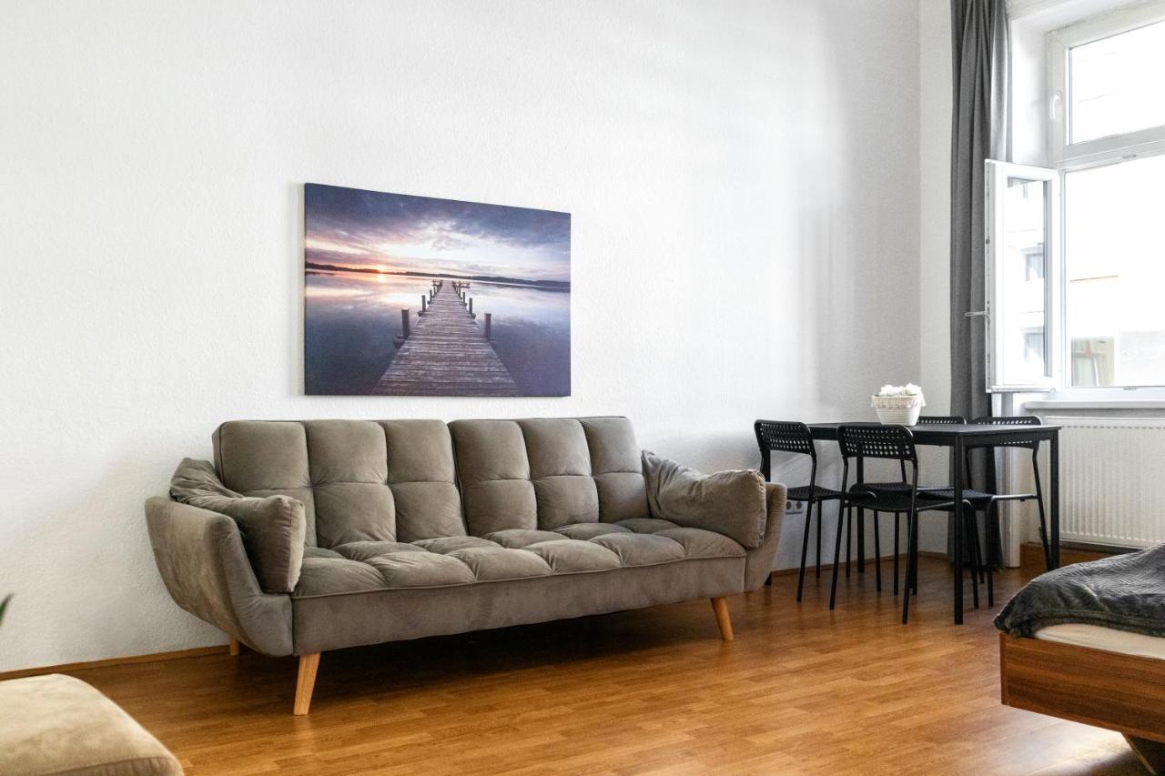 Beautiful 2Br Aptartment 12 Minutes To Downtown Виена Екстериор снимка