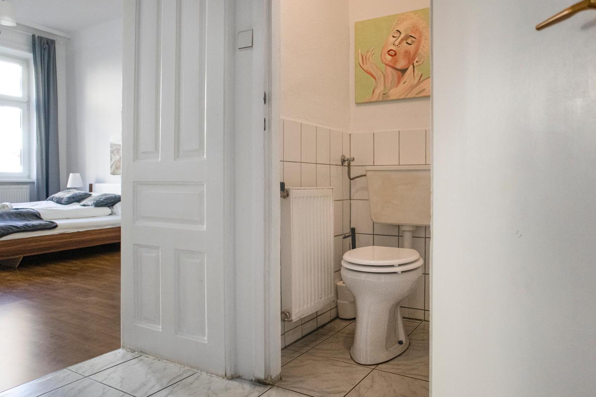 Beautiful 2Br Aptartment 12 Minutes To Downtown Виена Екстериор снимка